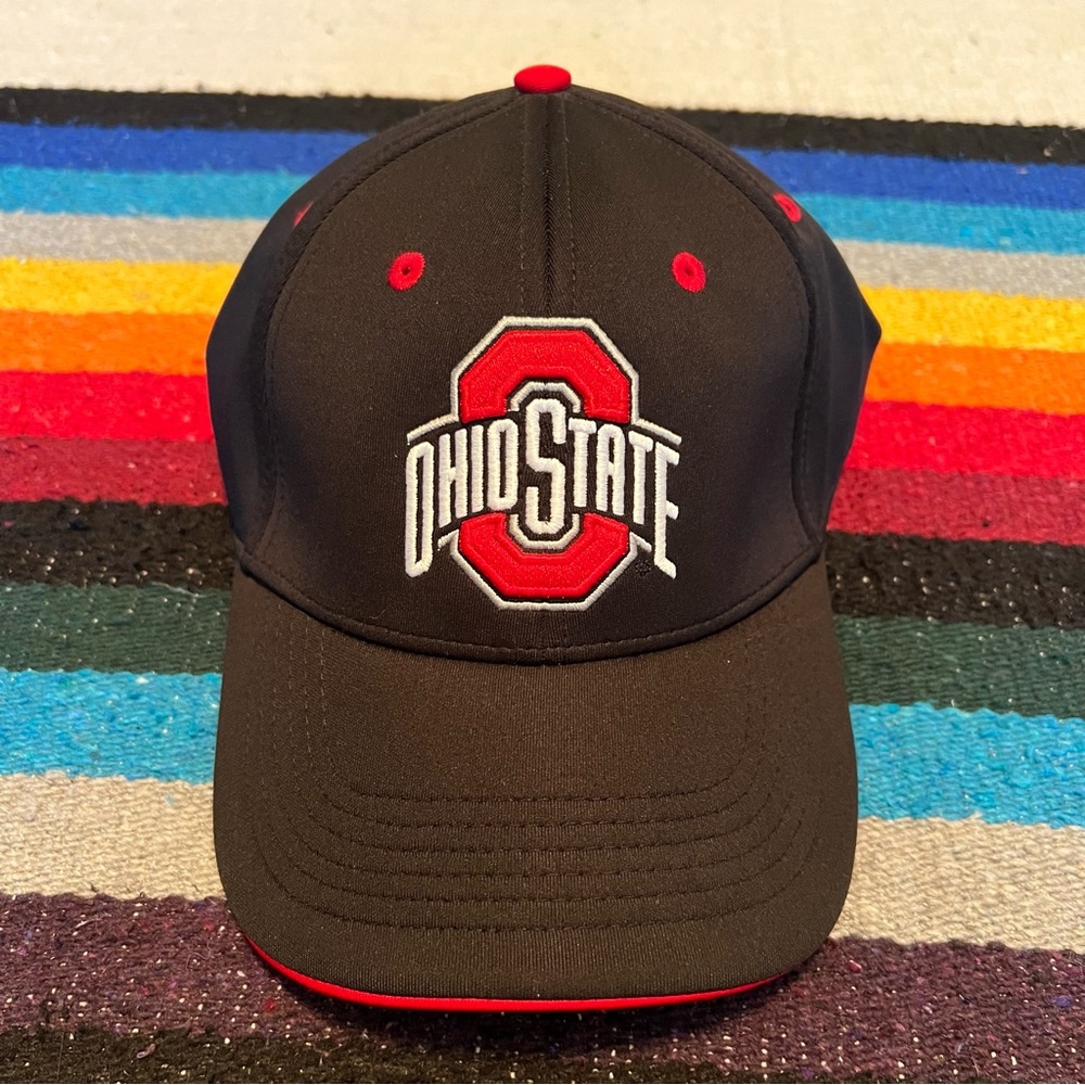 Ohio State Buckeyes University FlexFit hat M/L